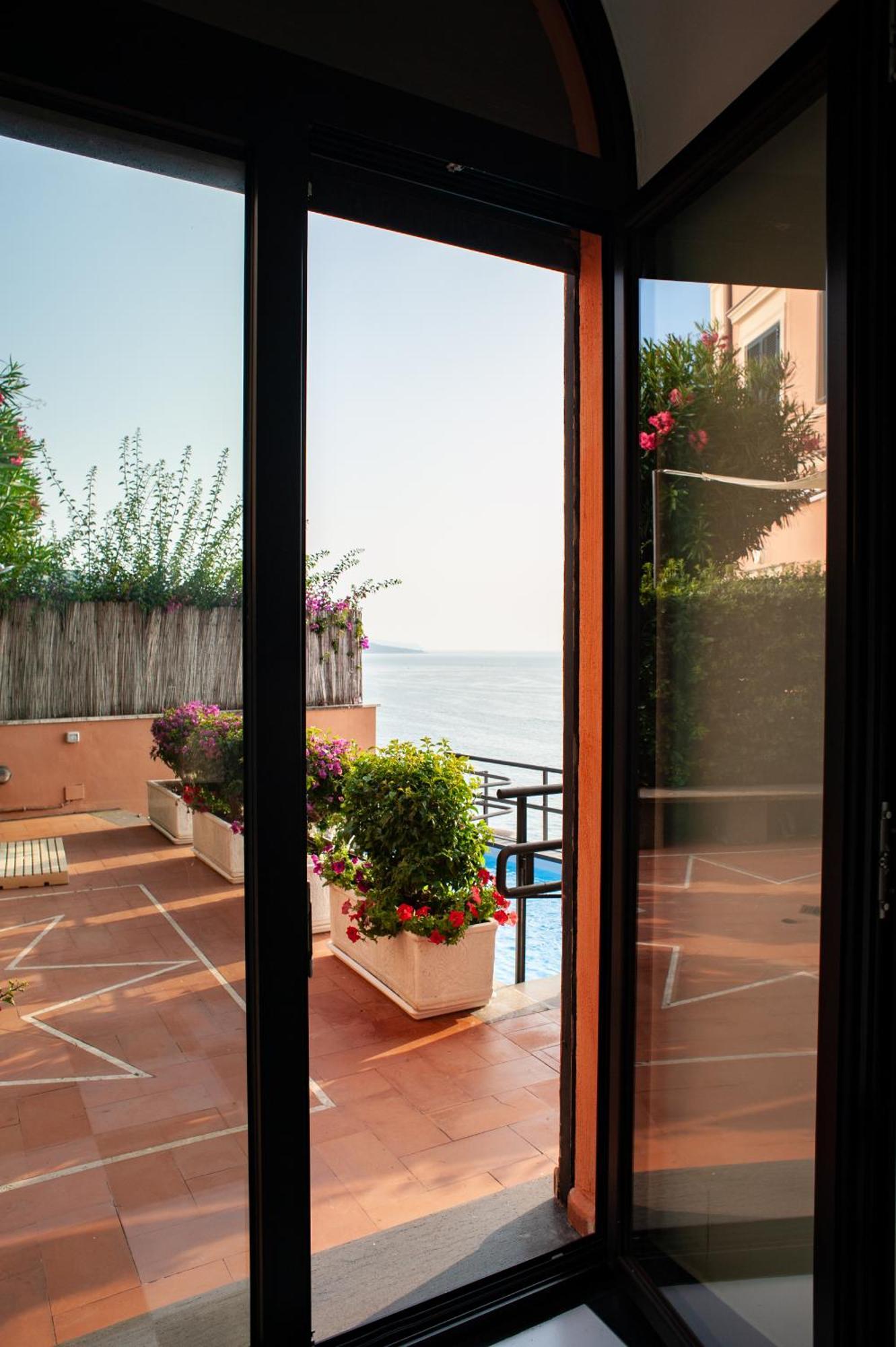 Villa Margi Вико-Экуенсе Экстерьер фото